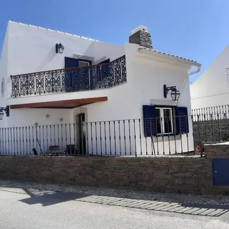 A Casa Da Foz Moradia Com Vista Mar Semesterbostad *